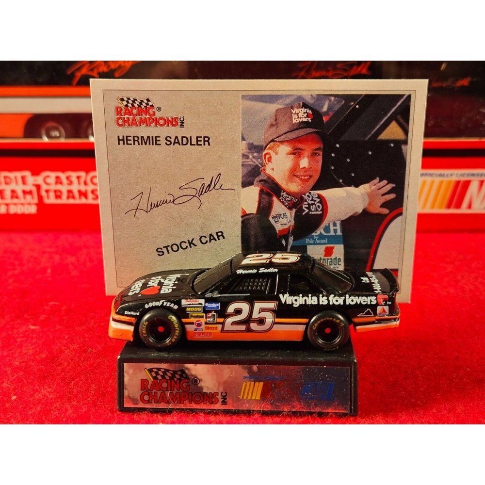 HERMIE SADLER NASCAR TRANSPORTER BUNDLE w/MATCHING STOCKCAR & PLAYER CARD - NIB - Picture 2 of 5